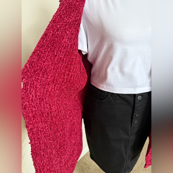 Women's Cozy Chenille Beautiful Red Open Sweater Cardigan - Picture 3 of 13